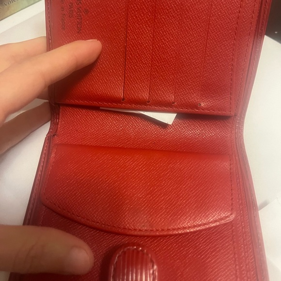 Red Epi Wallet - Picture 15 of 17